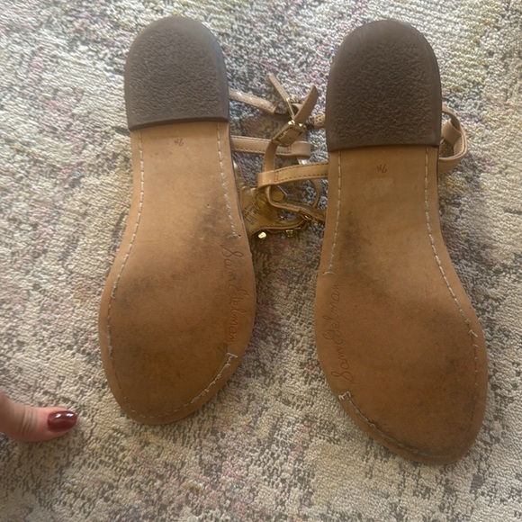 Sandals - Picture 2 of 2